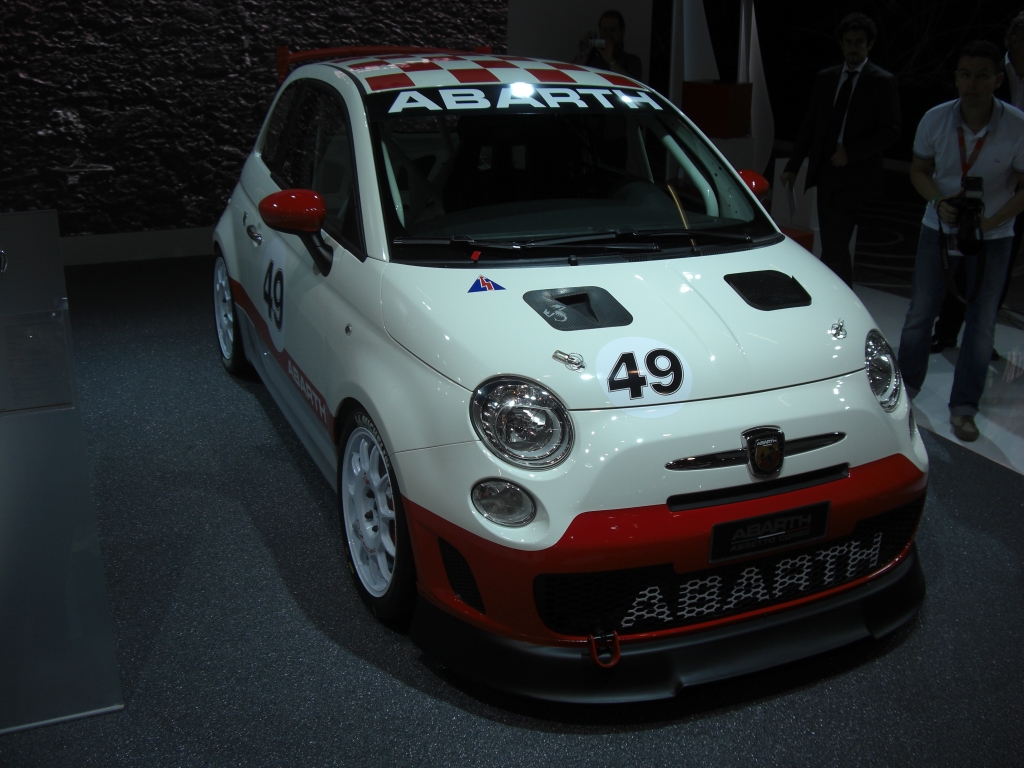 IAA Frankfurt: IAA 2009 Rundgang: Abarth 695 Tributo Ferrari