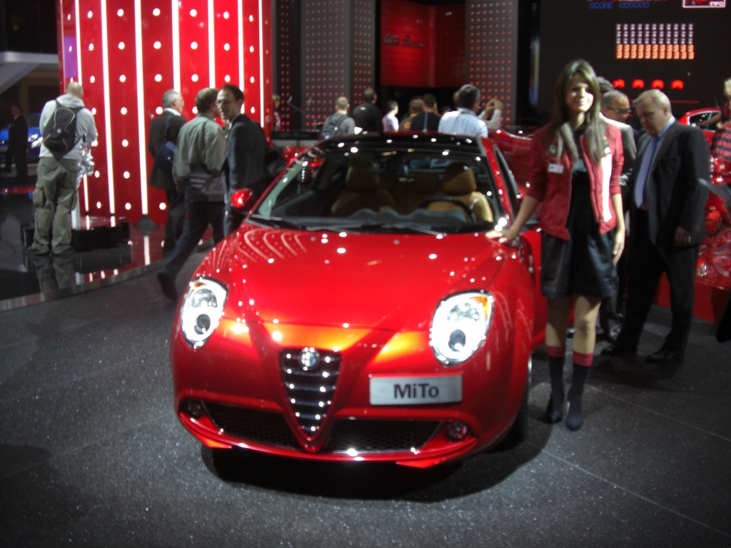 IAA Frankfurt: IAA 2009 Rundgang: Alfa Romeo mit Kleeblatt-Mito in Frankfurt
