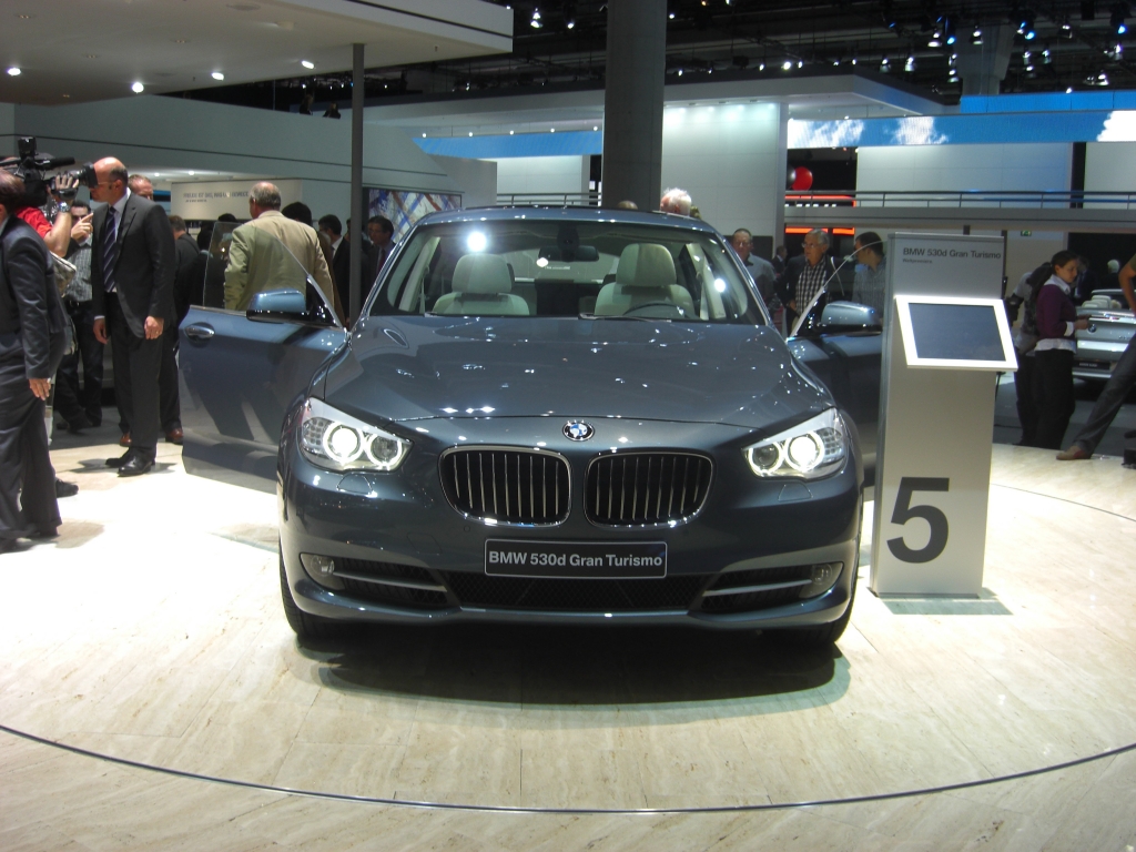 IAA Frankfurt: IAA 2009 Rundgang: BMW 5er Grand Tourismo