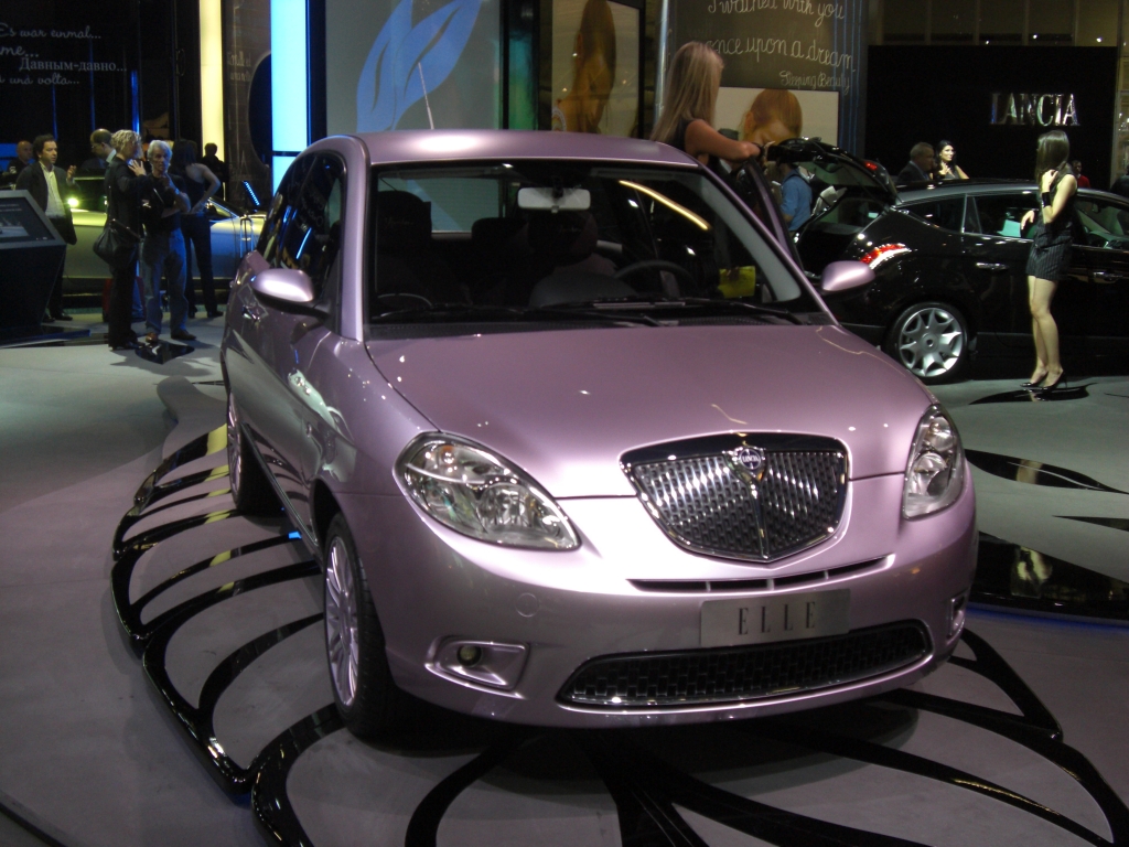 IAA Frankfurt: IAA 2009 Rundgang: Lancia mit Sondermodell des Ypsilon