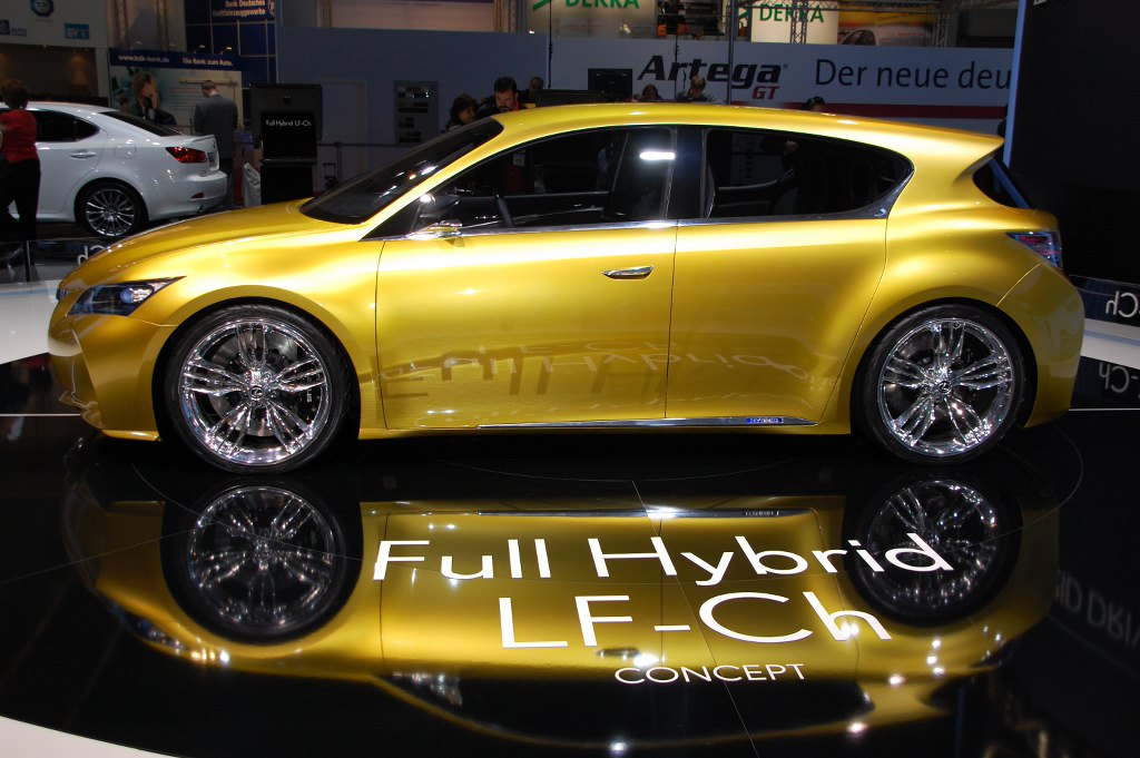 IAA Frankfurt: IAA 2009 Rundgang: Lexus mit Kompaktstudie LF-Ch und aufgefrischter Modellpalette in Frankfurt
