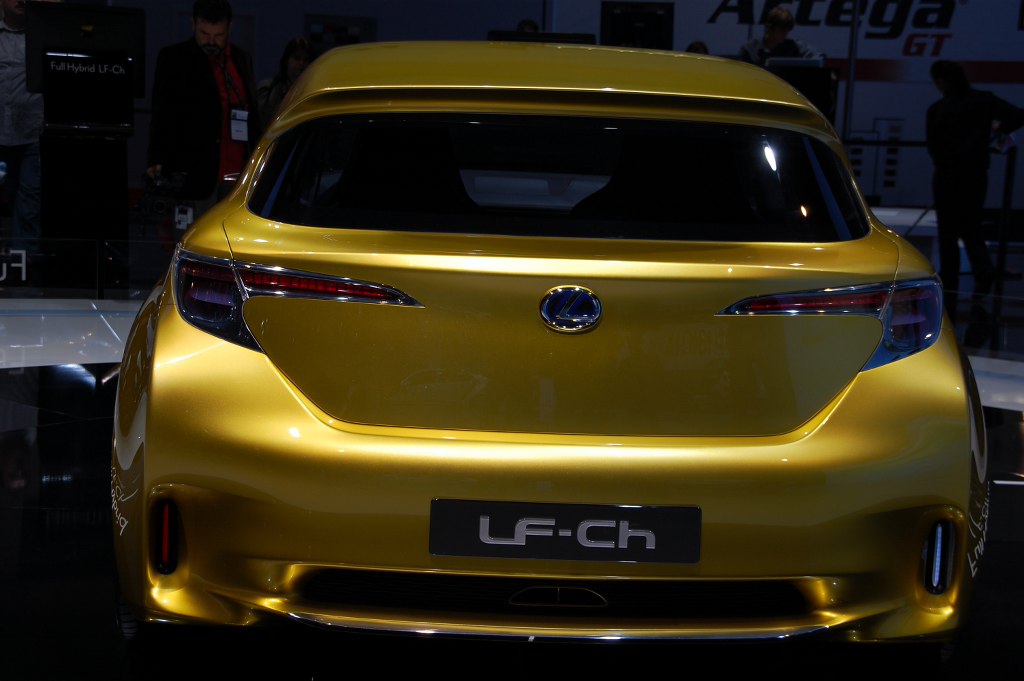 IAA Frankfurt: IAA 2009 Rundgang: Lexus mit Kompaktstudie LF-Ch und aufgefrischter Modellpalette in Frankfurt