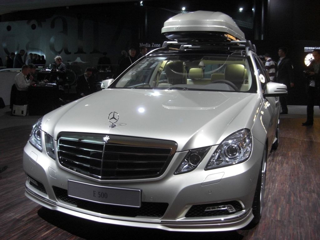 IAA Frankfurt: IAA 2009 Rundgang: Mercedes-Benz E-Klasse
