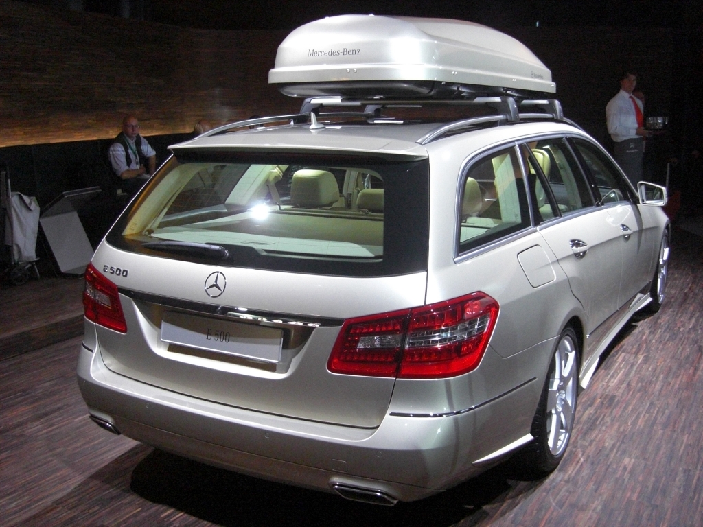 IAA Frankfurt: IAA 2009 Rundgang: Mercedes-Benz E-Klasse