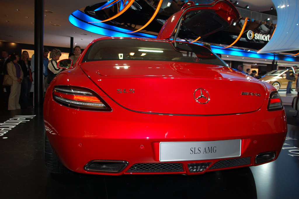 IAA Frankfurt: IAA 2009 Rundgang: Mercedes-Benz SLS AMG Flügeltürer
