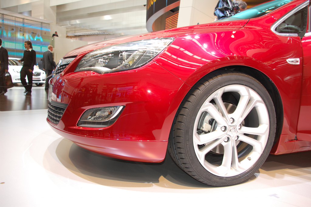 IAA Frankfurt: IAA 2009 Rundgang: Opel Astra
