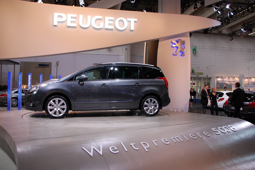 IAA Frankfurt: IAA 2009 Rundgang: Peugeot 5008