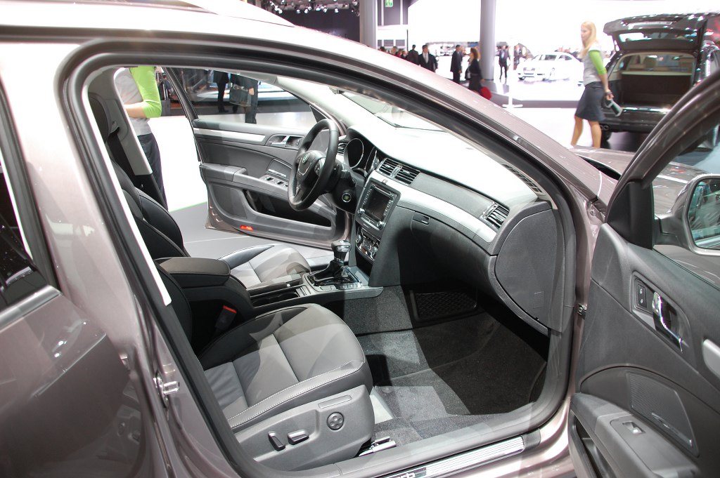 IAA Frankfurt: IAA 2009 Rundgang: Skoda präsentiert Octavia LPG, Superb Kombi und den Yeti