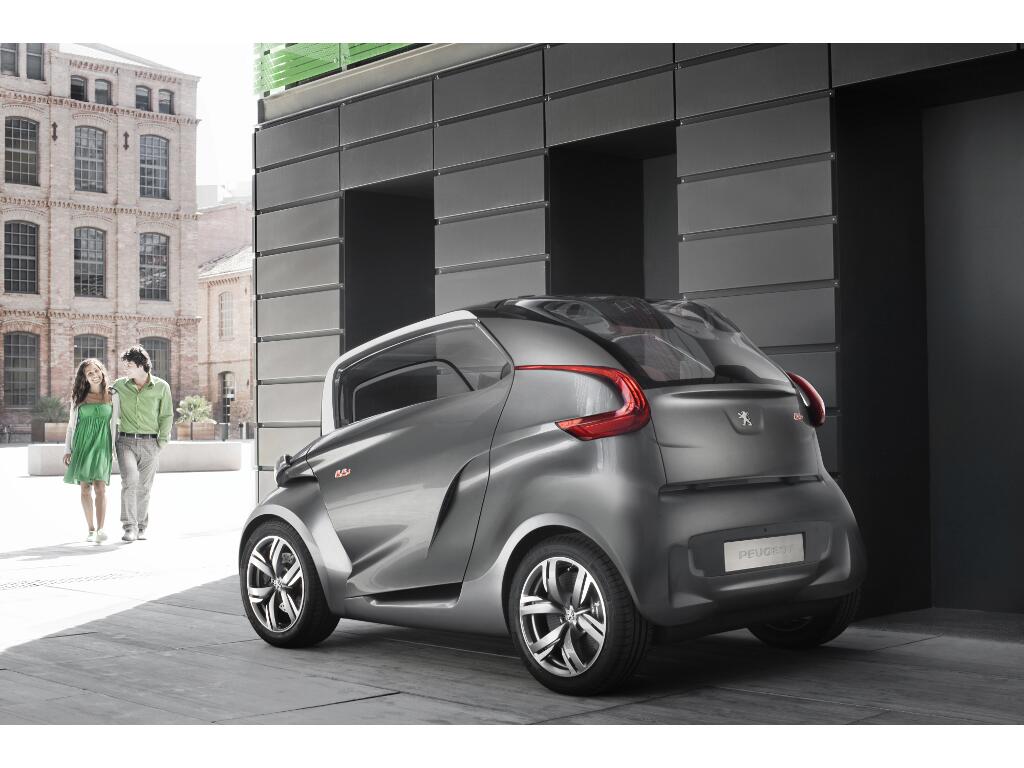 IAA Frankfurt: Peugeot BB1: Futuristische Elektroauto-Studie für die Stadt 