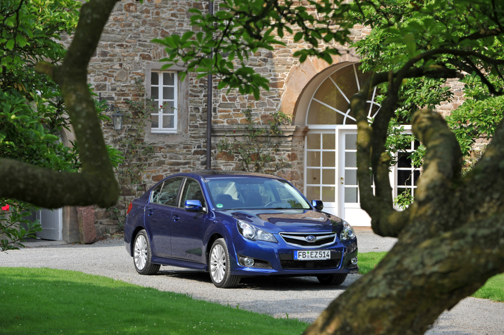IAA Frankfurt: Subaru Legacy und Outback: Japanische Allrad-Mittelklasse in neuem Gewand 