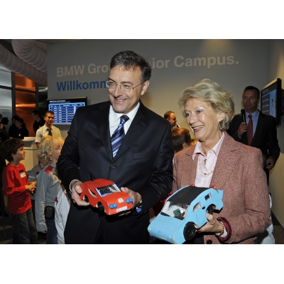 Kleine Besucher ganz groß: Der BMW Junior Campus auf der IAA  Feel the car!