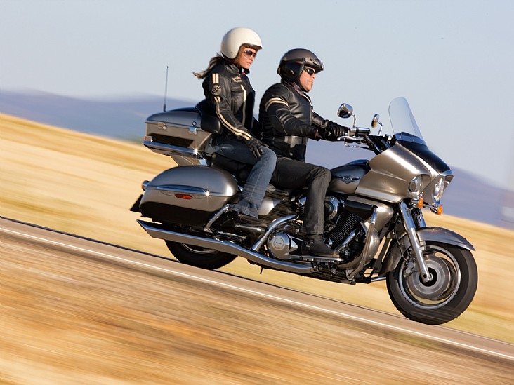 Motorradmarken: Fahrbericht Kawasaki VN 1700 Voyager: Hinterm Horizont geht es weiter 