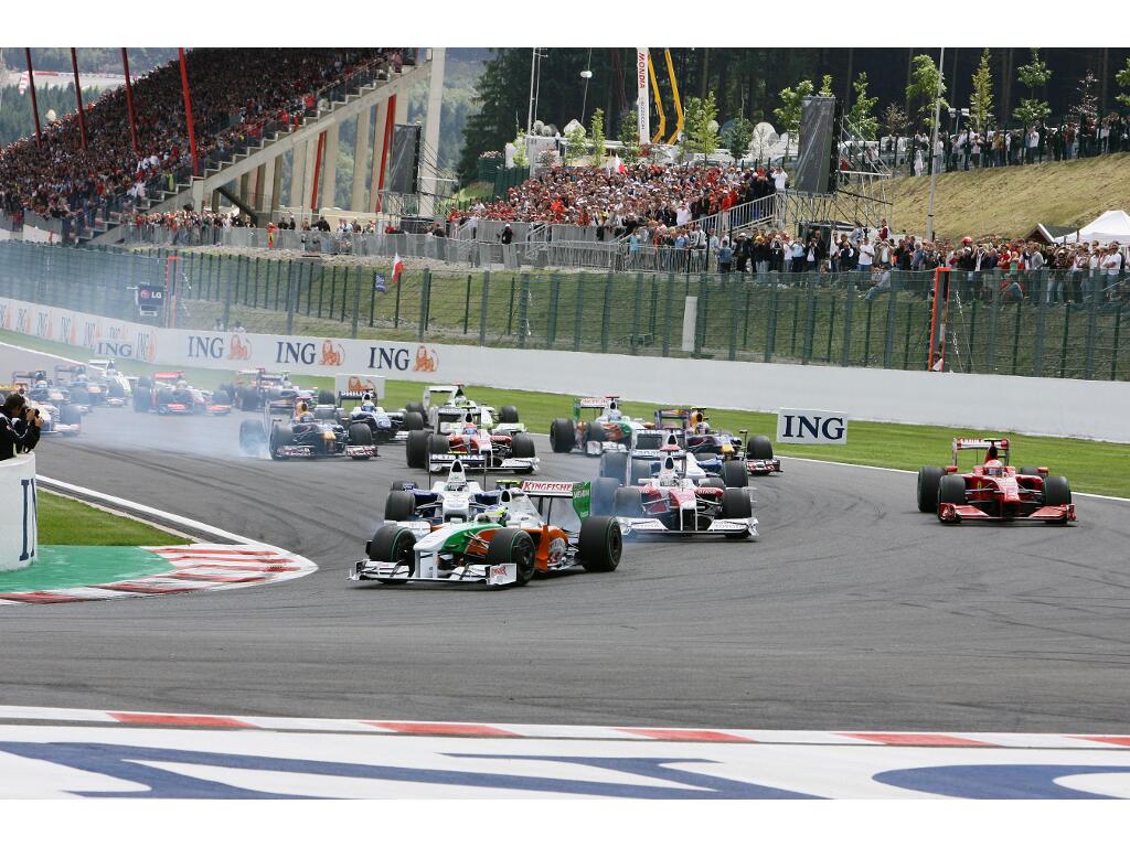 Motorsport: Belgien GP: Räikkönen gewinnt in Spa