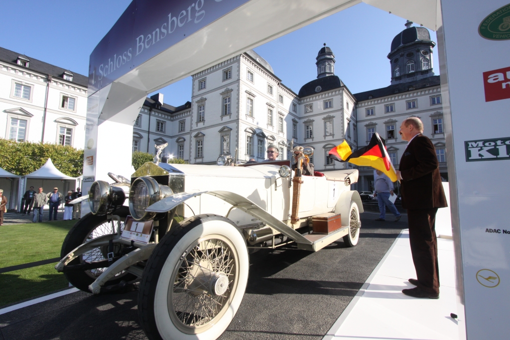 Start-Nr. 1 bei den Schloss Bensberg Classics ziert einen RR
