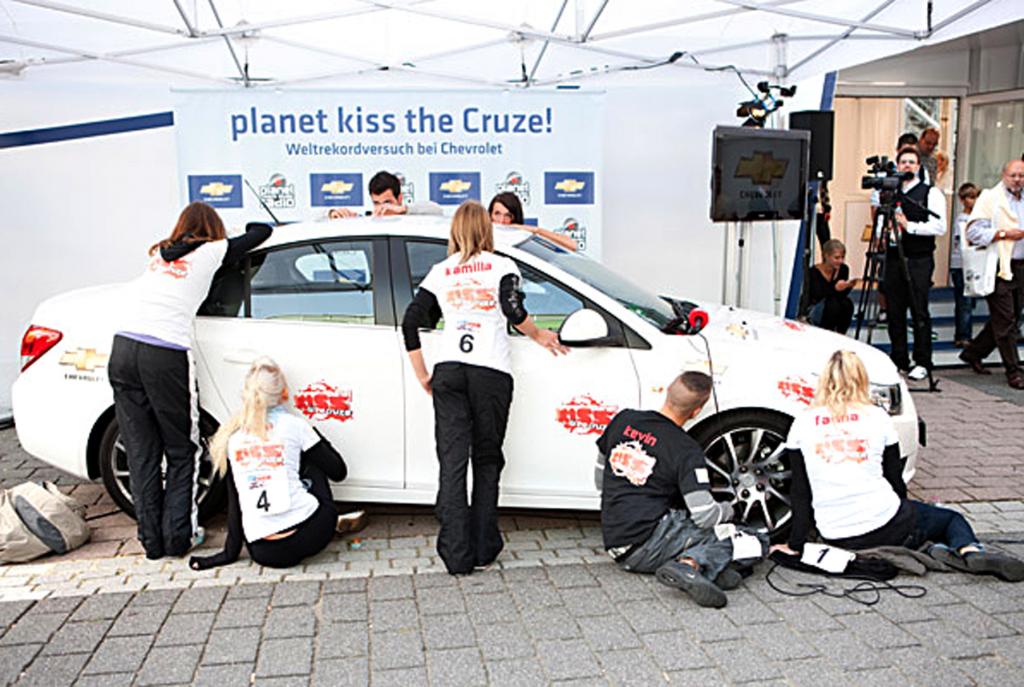 Zum Glück geküsst