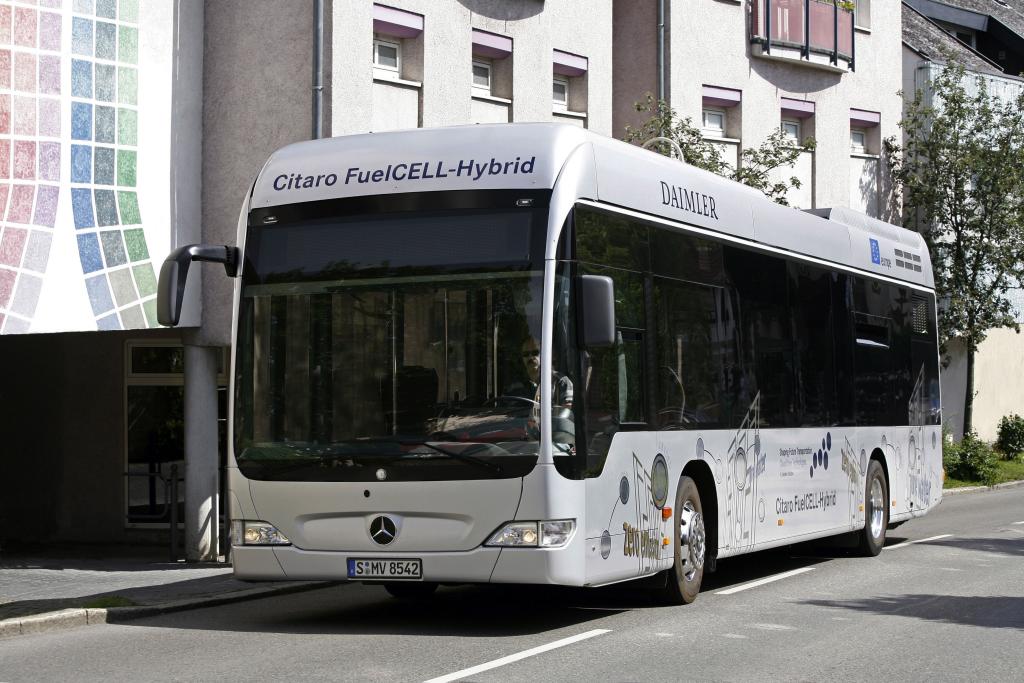 ''F-Cell Award'' für den Mercedes Citaro Stadtbus