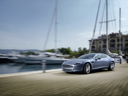Aston Martin Rapide: Porsche Konkurrent vom Feinsten