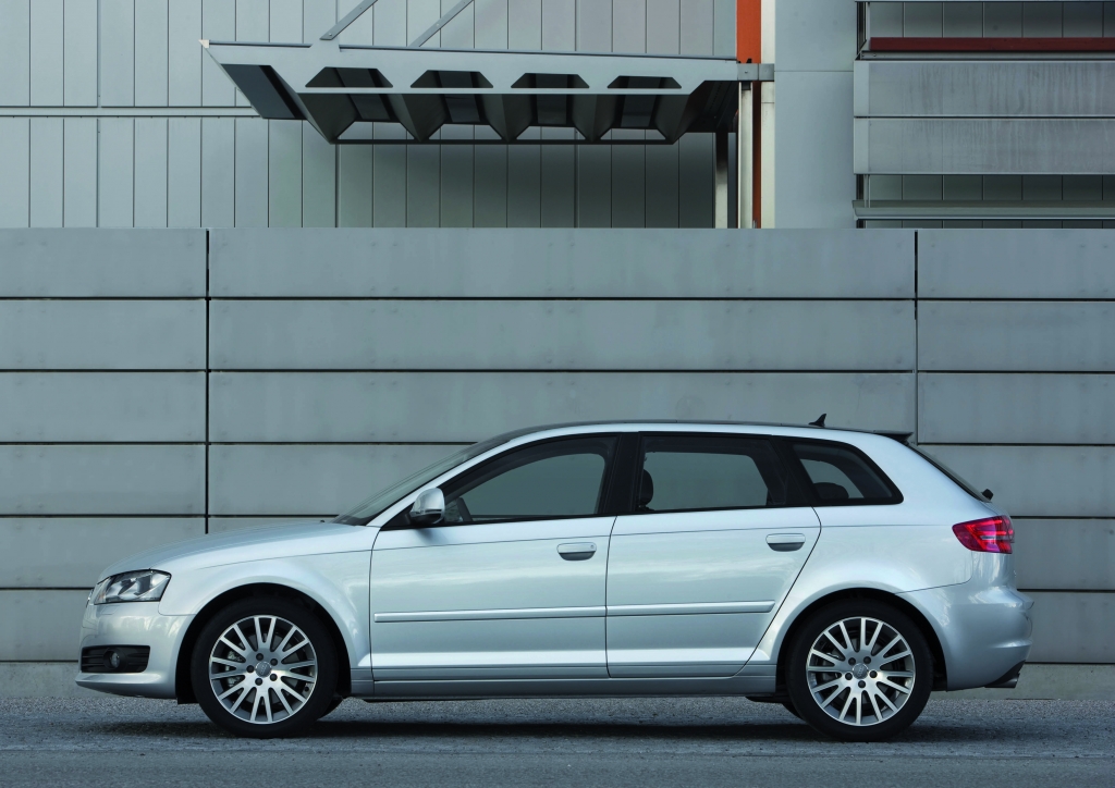 Audi-Weltpremiere: Kombination Start-Stopp-Funktion mit Automatikgetriebe