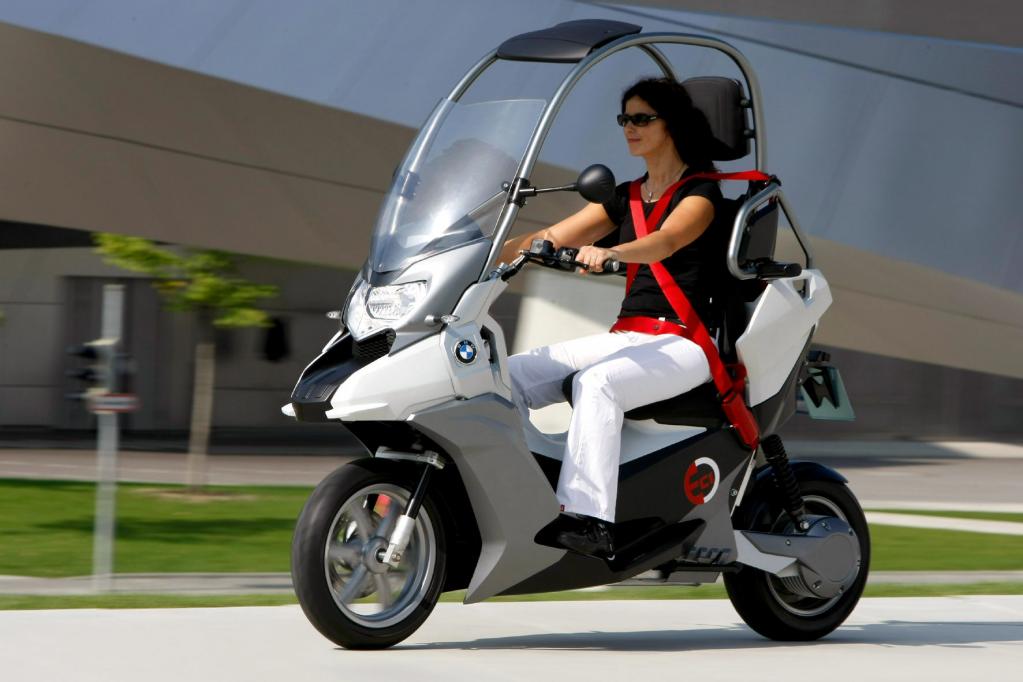 BMW fährt unter Strom: Roller-Studie C1-E mit Elektromotor 
