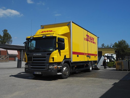 DHL fährt Scania