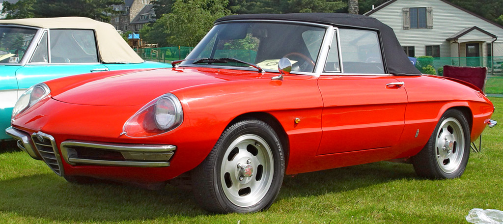 Das Cabrio unter den Auto Klassikern- Der Alfa Romeo Spider