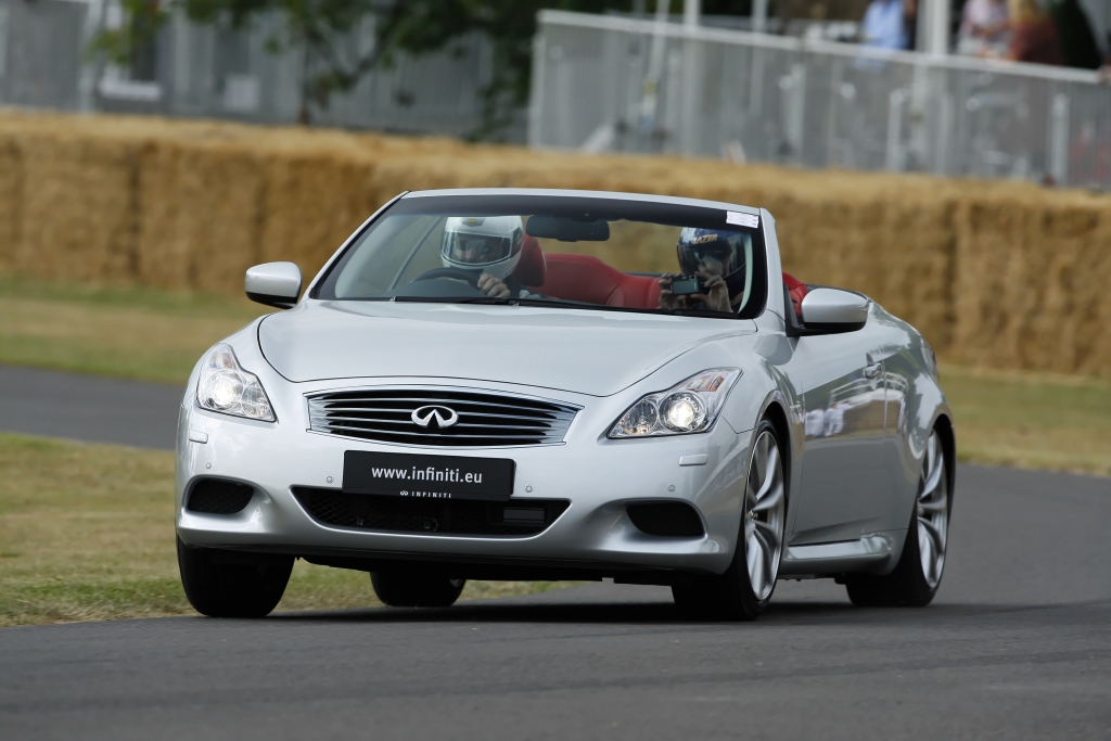 Eines von der schönen Sorte: Infiniti Coupé. 