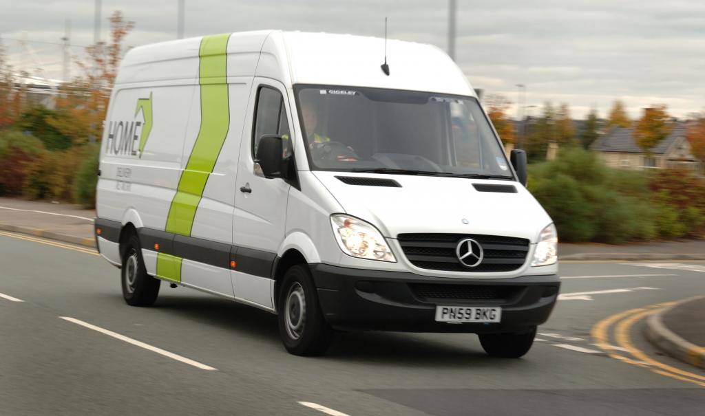 Englischer Paketdienst bestellt 500 Mercedes-Benz Sprinter