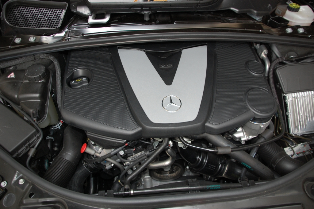 Erstkontakt Mercedes-Benz R 350 BlueTEC 4MATIC: Daimlers Way of Life