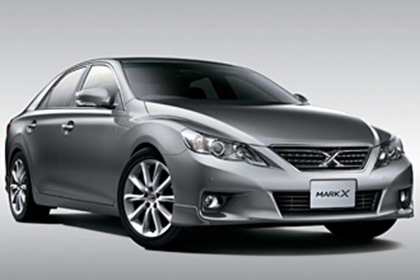 Facelift des Toyota-Hecktrieblers Mark X 