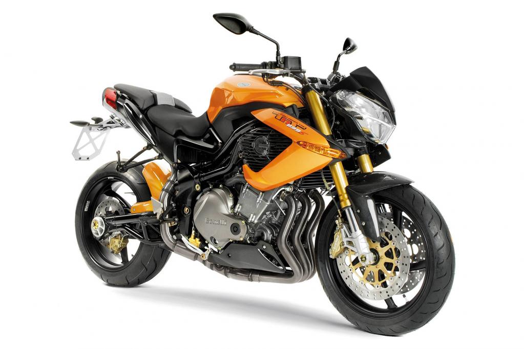 Fahrbericht Benelli TnT 899s: Italienisches Spaßgerät 