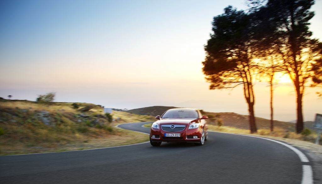 Fahrbericht Opel Insignia 2.0 Turbo 4x4: Auf zu neuen Ufern