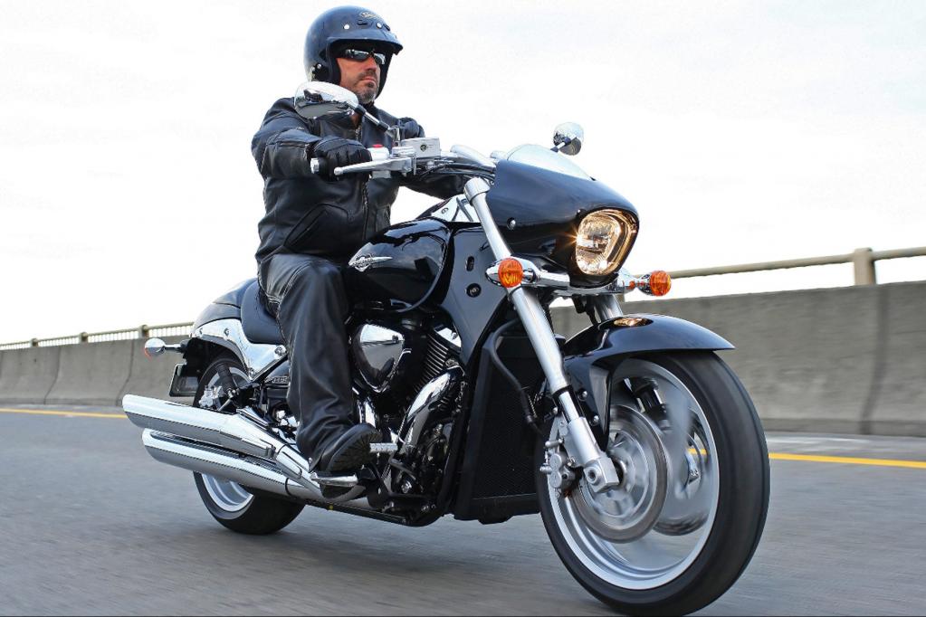 Fahrbericht Suzuki Intruder M 1500: Ein neuer Twin mit alten Werten - Bild 1