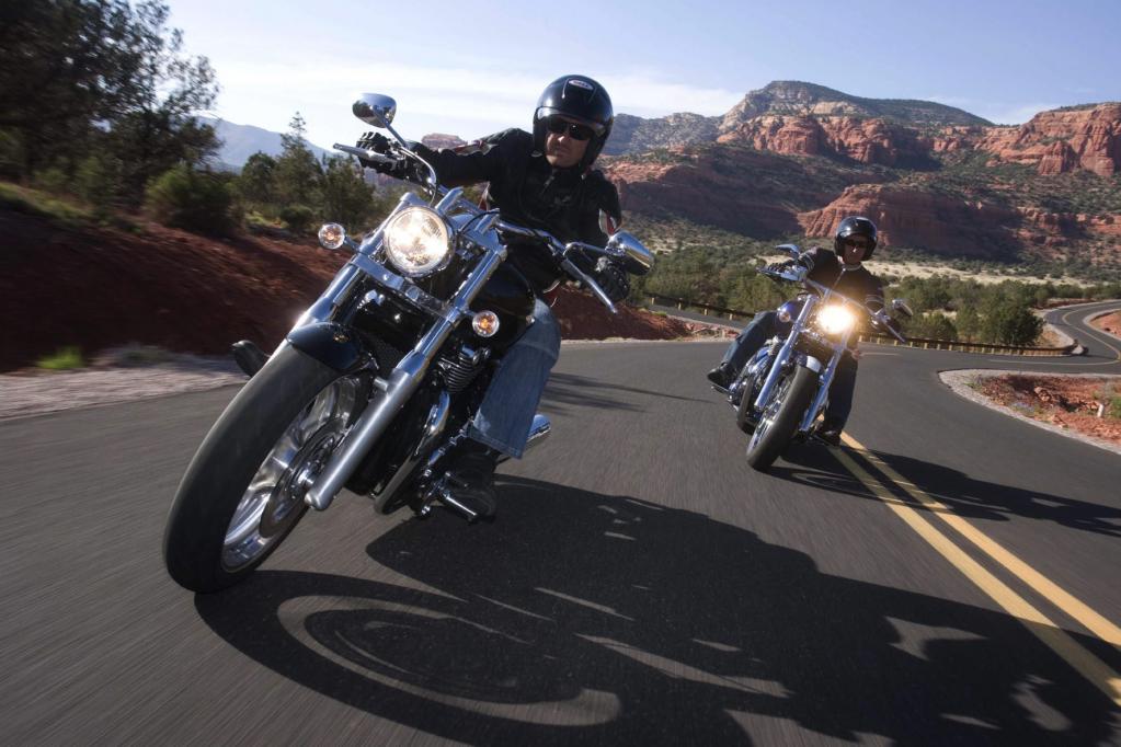 Fahrbericht Triumph Thunderbird: Donnervogel mit sattem Hubraum 