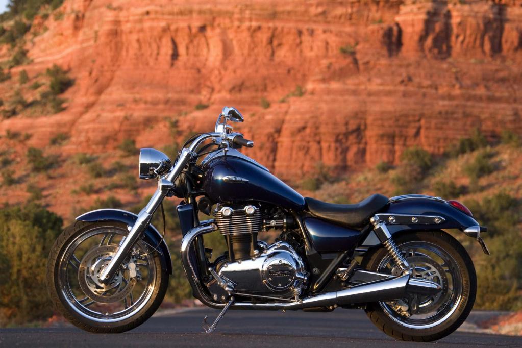 Fahrbericht Triumph Thunderbird: Donnervogel mit sattem Hubraum 