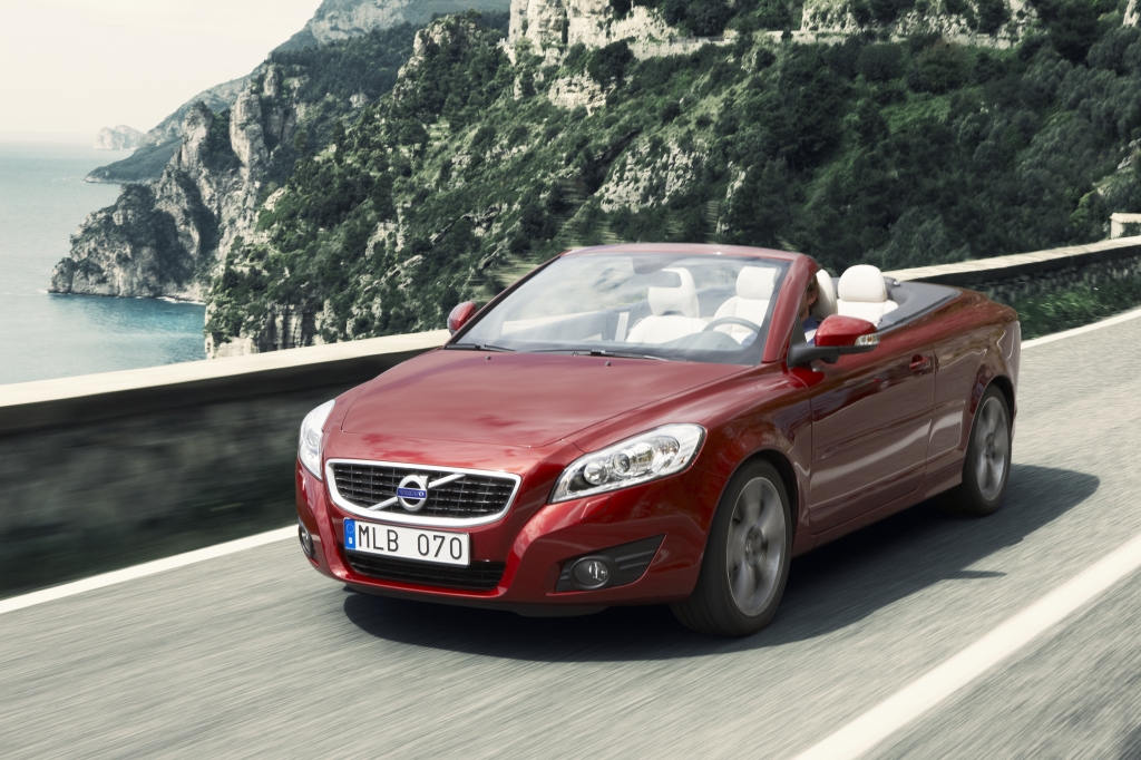 Gelifteter Volvo C70 beim Händler 