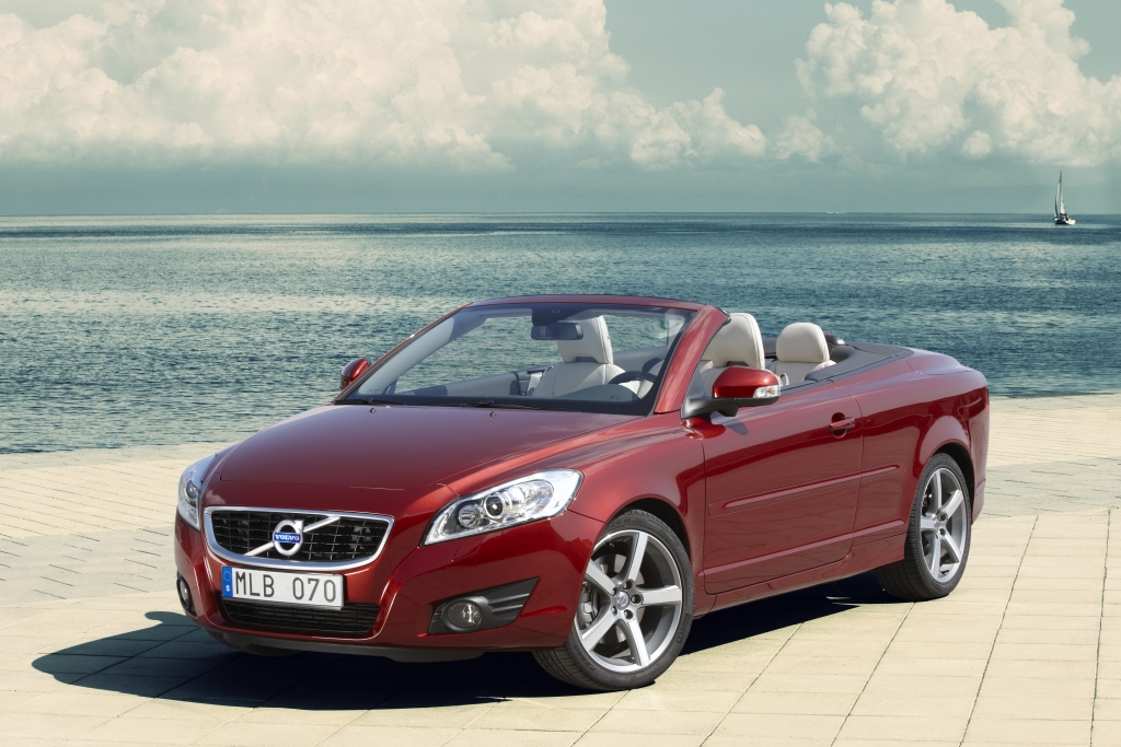 Gelifteter Volvo C70 beim Händler 