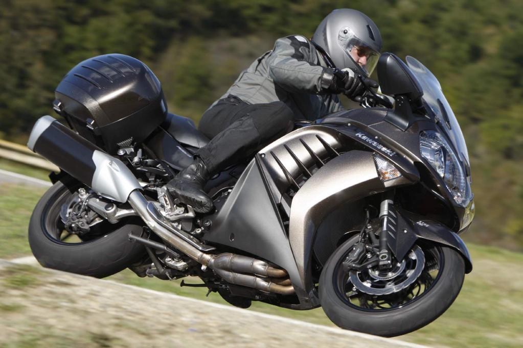 Kawasaki GTR 1400: Durch Modellpflege zur Neuheit 