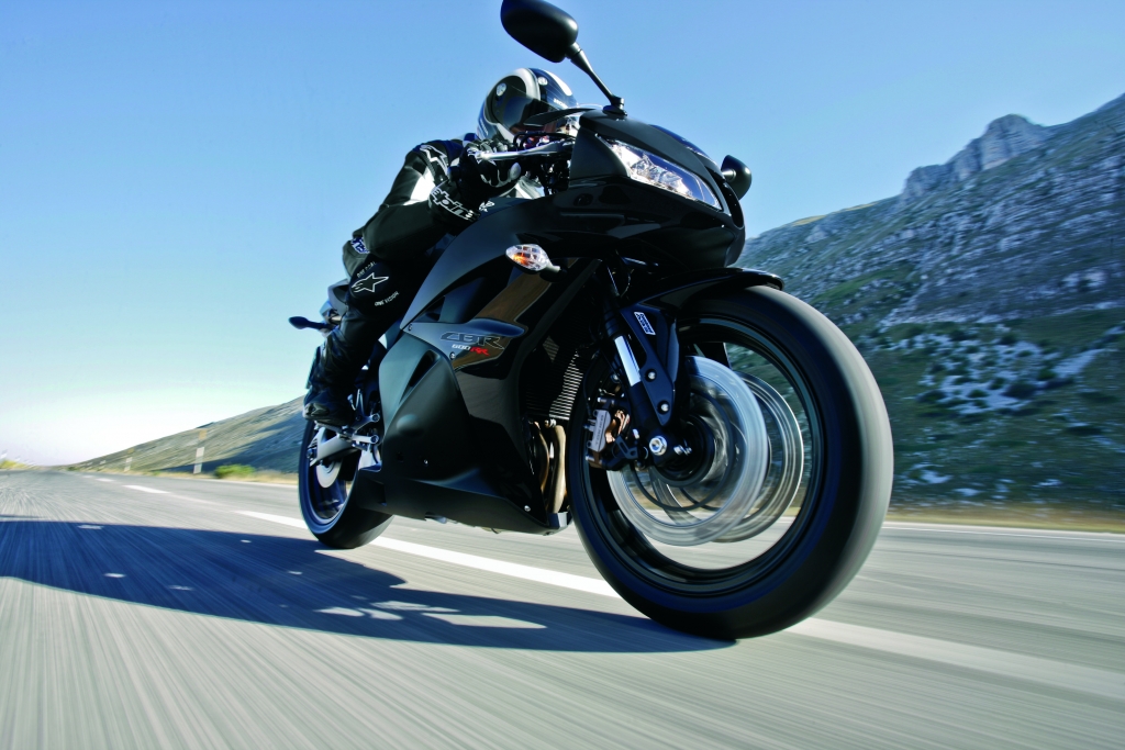 Kurzfahrbericht Honda CBR600RR: Feinarbeit am Supersportler 