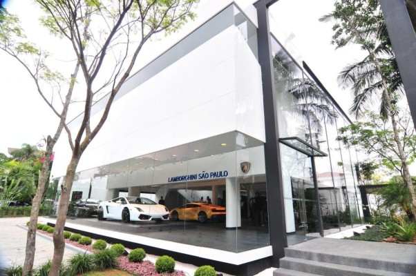 Lamborghini startet in Südamerika