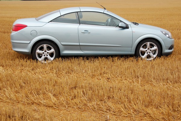 Opel Astra Twin Top - Ergrautes Cabirofeeling