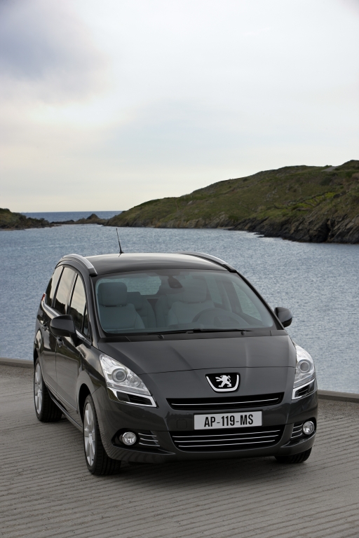 Peugeot 5008: Familien-Van aus Frankreich 