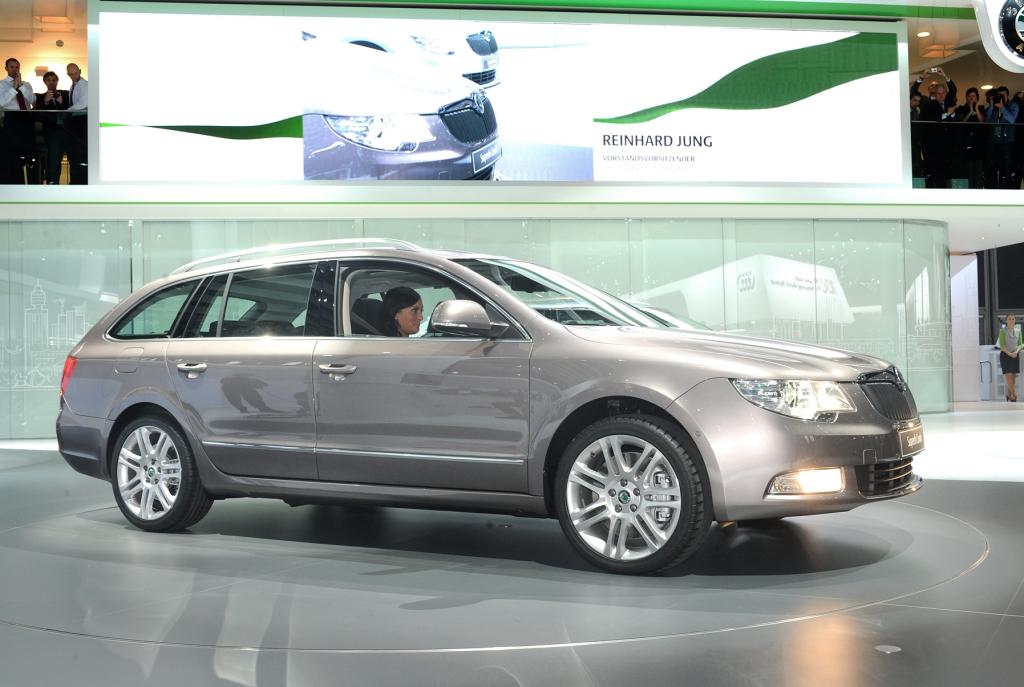 Skoda Superb Combi ab 23.950 Euro