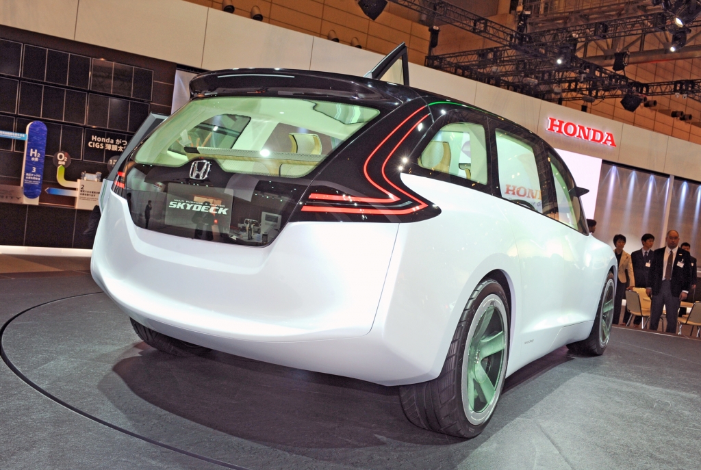 Tokio 2009: Der Honda SKYDECK – Minivan mit Riesen-Türen - Bild(2)