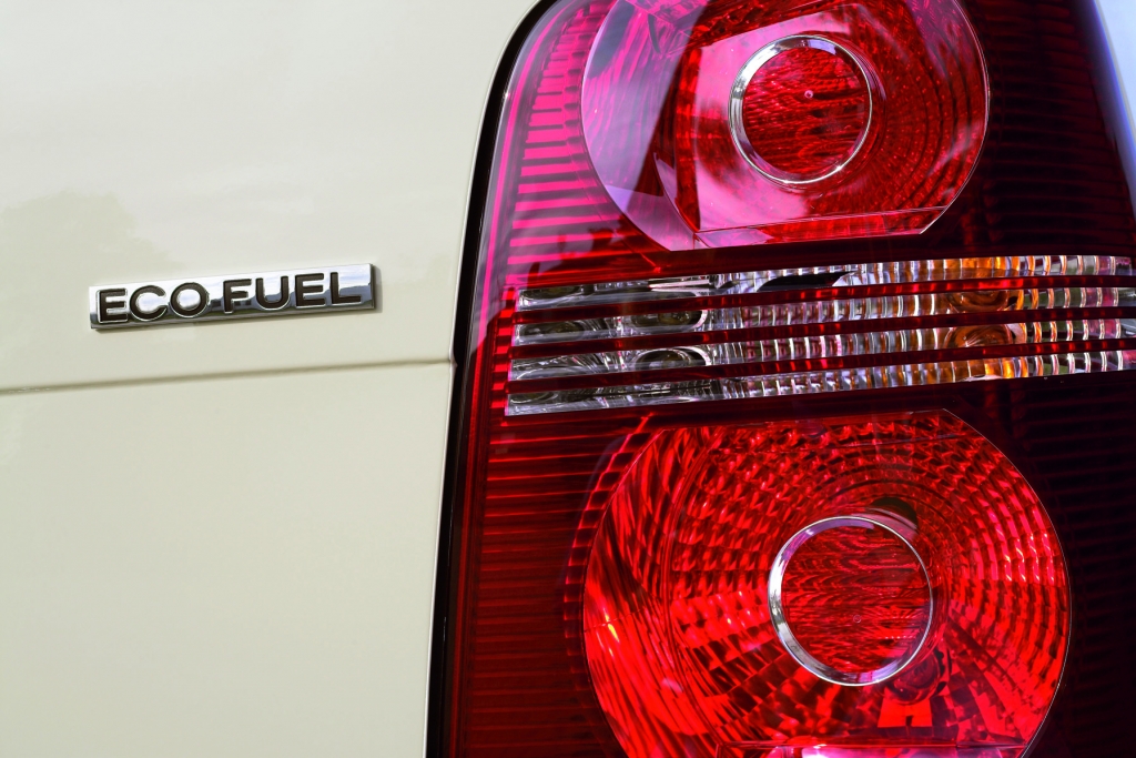 Touran TSI EcoFuel: Mehr Reichweite für den Erdgas-Van