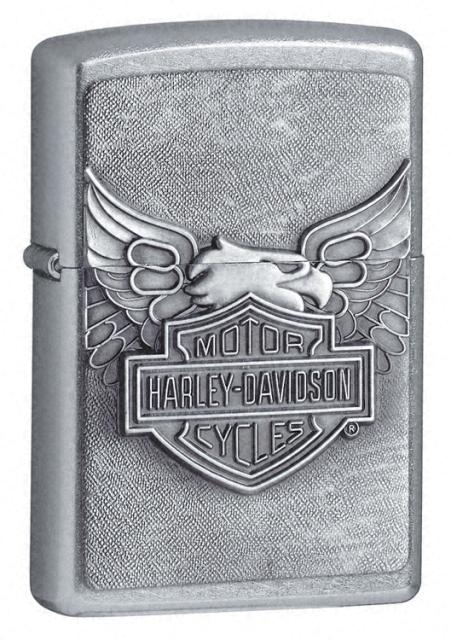 auto.de-Gewinnspiel- Jetzt wird's heiß: Zippo-Feuerzeuge klassisch und zeitlos