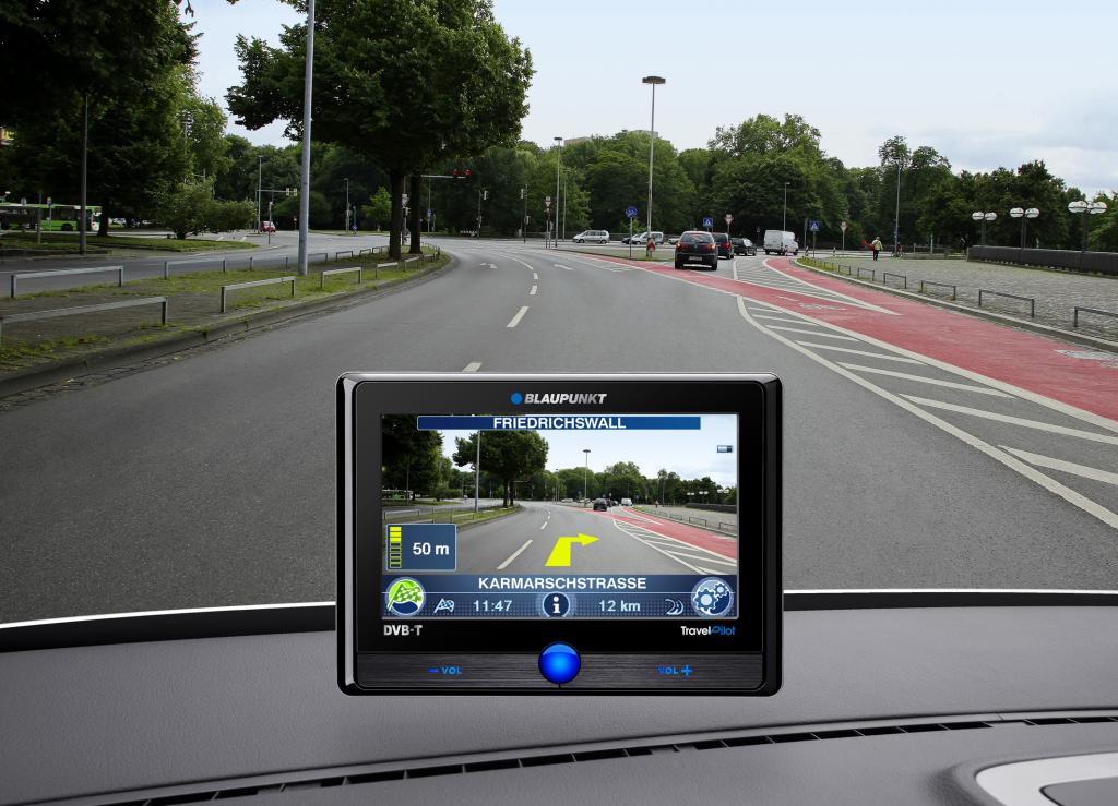 ''Auto Zeitung'': Acht Navigationsgeräte im Test