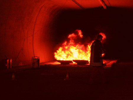 Brandschutz im Tunnel: Bauvorschriften in Ordnung 