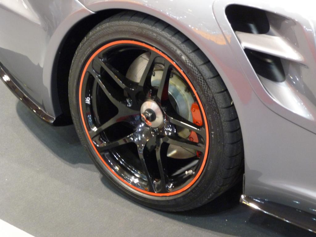 Essen Motor Show 2009: Porsche 9ff.