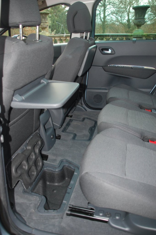 Fahrpräsentation Peugeot 5008: Französischer Angriff auf Touran und Co.