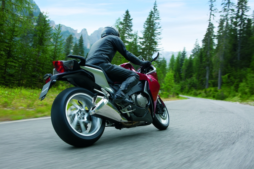 Honda VFR1200F: Neuer V-Mann 